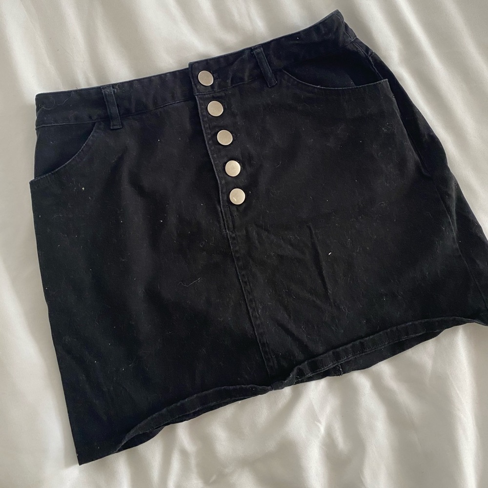 Black skirt
